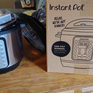 Instant Pot Stainless Steel Pressure Cooker